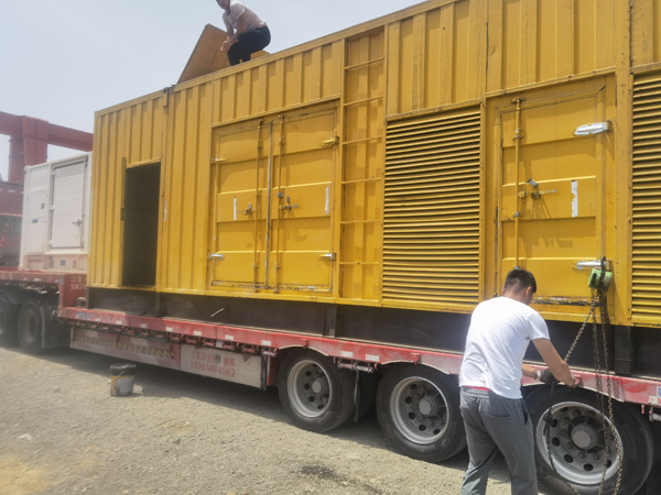 胡场镇除了负载情况和发动机维护，还有哪些因素会影响 200kw 柴油发电机的油耗？