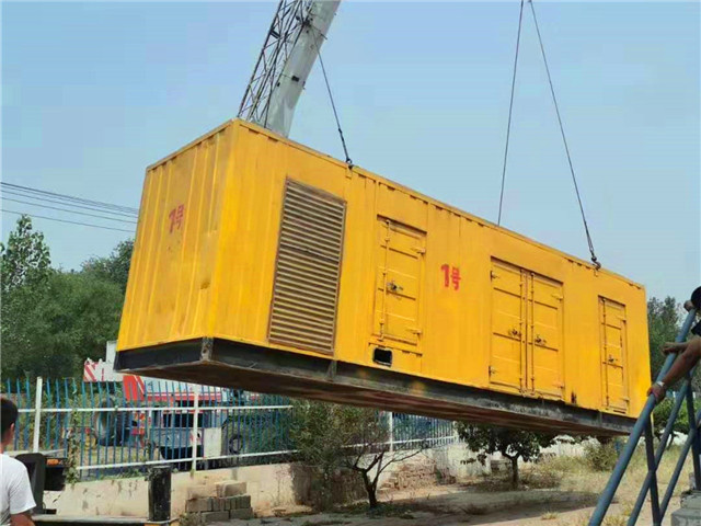 胡场镇300KW柴油发电机组油耗是多少？