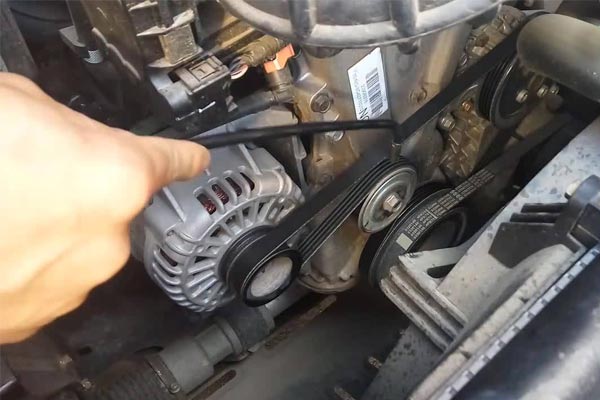 胡场镇转速传感器的工作原理是什么？