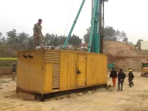 胡场镇如何判断水冷式机油散热器密封件是否需要更换？