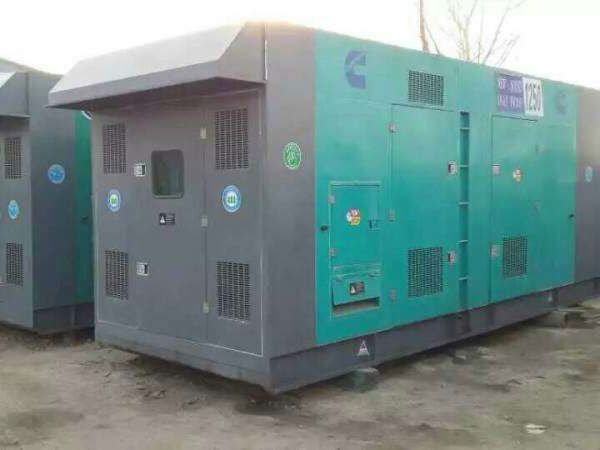 胡场镇合同中关于工期延误的责任如何界定和处理？